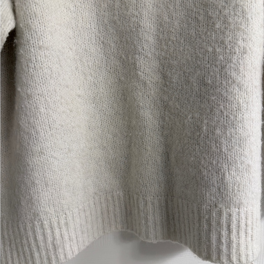 Zara Cozy Cream Sweater Size Medium - Picture 3 of 6